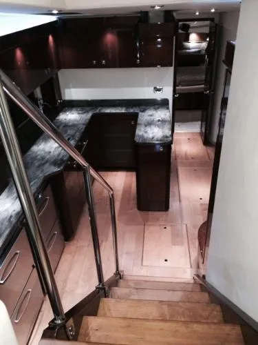 Slide: The Image of Sea Ray 580 Sundancer 2013 - 9