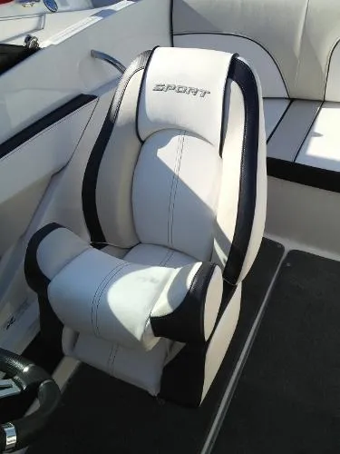 Slide: The Image of Sea Ray 190 Sport with Trailer ~ Certified Preowned 2012 - 7