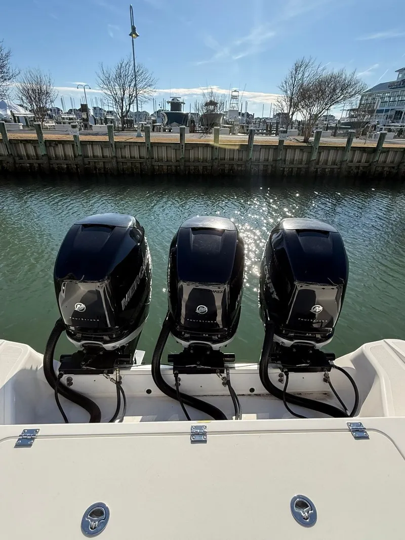 Slide: The Image of Wellcraft 352 Fisherman 2019 - 19