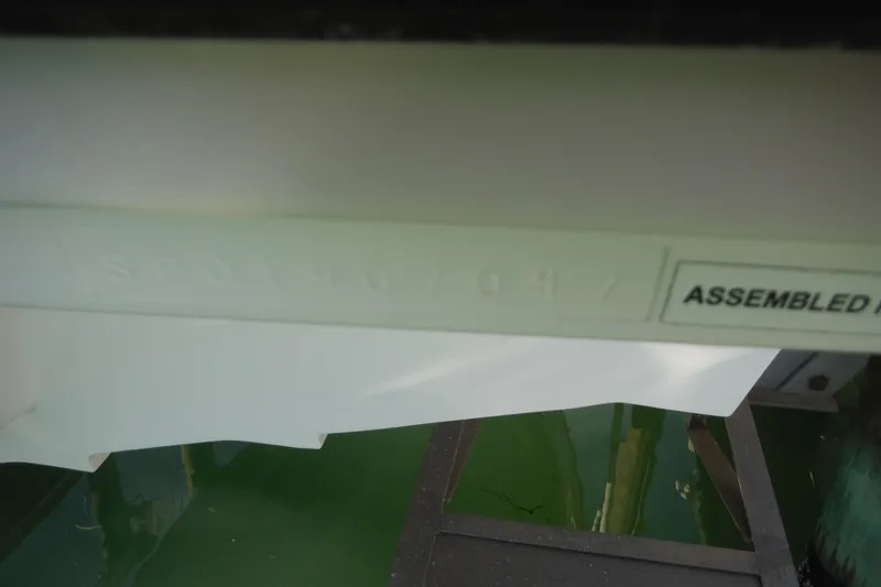 Slide: The Image of 2021 Sea Ray SPX 190 Outboard hull identification number close-up. - 32