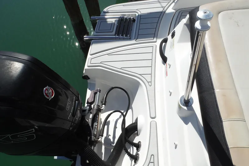 Slide: The Image of 2021 Sea Ray SPX 190 Outboard boat with motor and swim platform. - 36