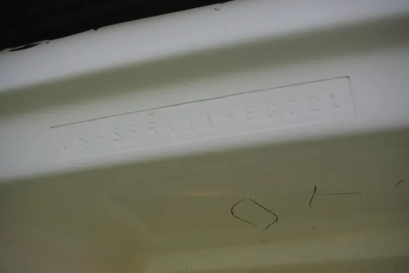 Slide: The Image of Hull identification number on 2021 Sea Ray SPX 190 Outboard boat. - 41