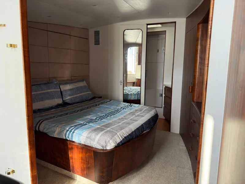 Slide: The Image of Hines-Farley Custom Sportfish 1985 - 34