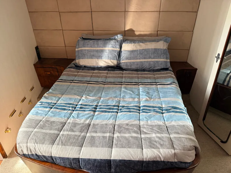 Slide: The Image of Hines-Farley Custom Sportfish 1985 - 36