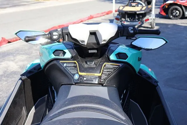 Slide: The Image of Kawasaki Jet Ski® Ultra® 310 LX-S 2026 - 13