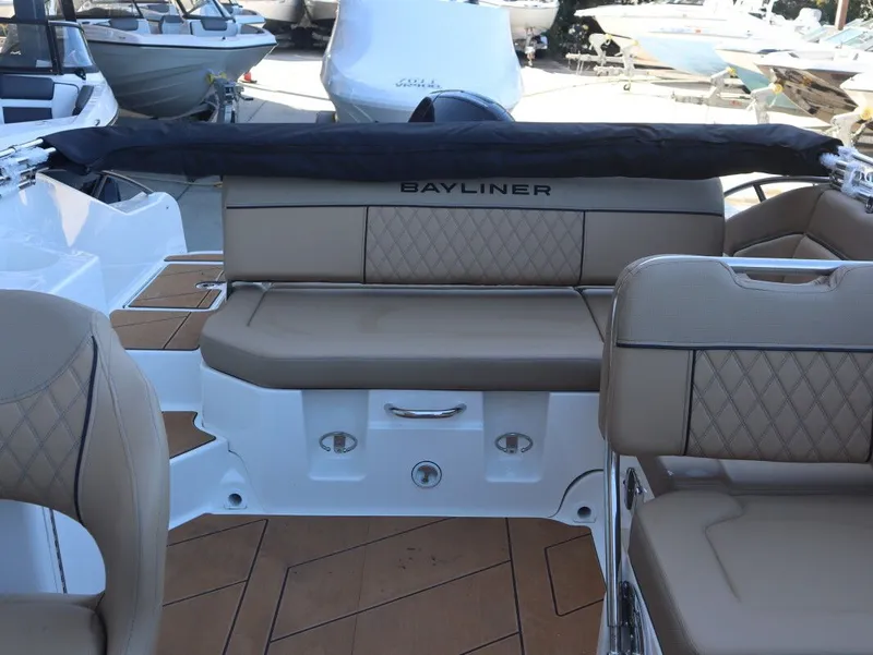 Slide: The Image of Bayliner D22 2026 - 12