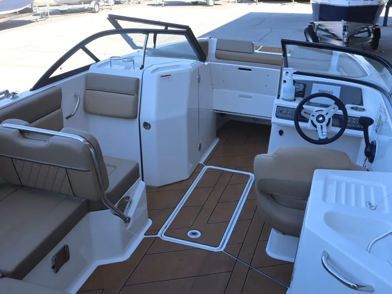 Slide: The Image of Bayliner D22 2026 - 13