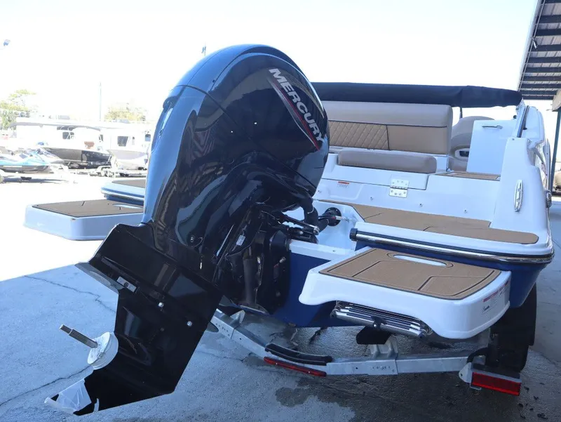 Slide: The Image of Bayliner D22 2026 - 16