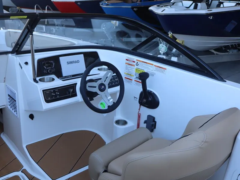 Slide: The Image of Bayliner D22 2026 - 8