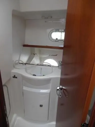 Slide: The Image of Beneteau Antares 9.80 2005 - 6