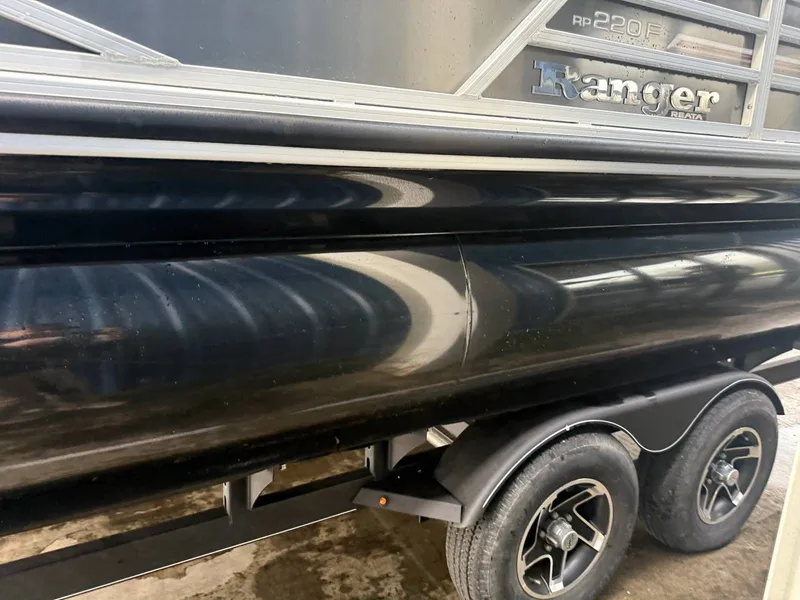 Slide: The Image of Ranger Reata 220F 2020 - 54