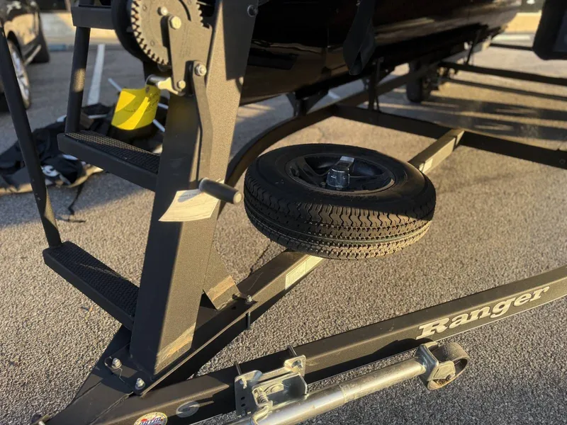 Slide: The Image of Ranger Reata 220F 2020 - 7