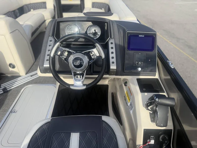 Slide: The Image of Barletta Lusso L25U 2025 - 15