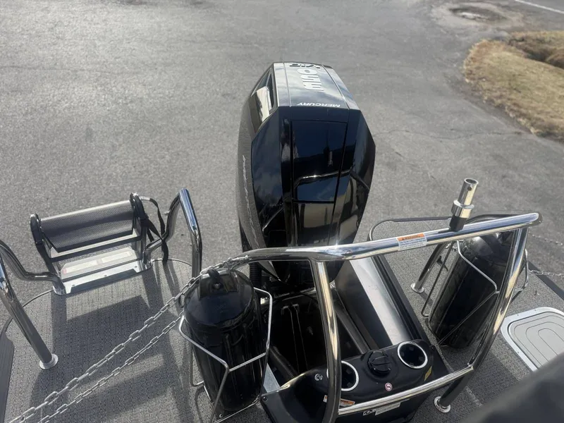 Slide: The Image of Barletta Lusso L25U 2025 - 18