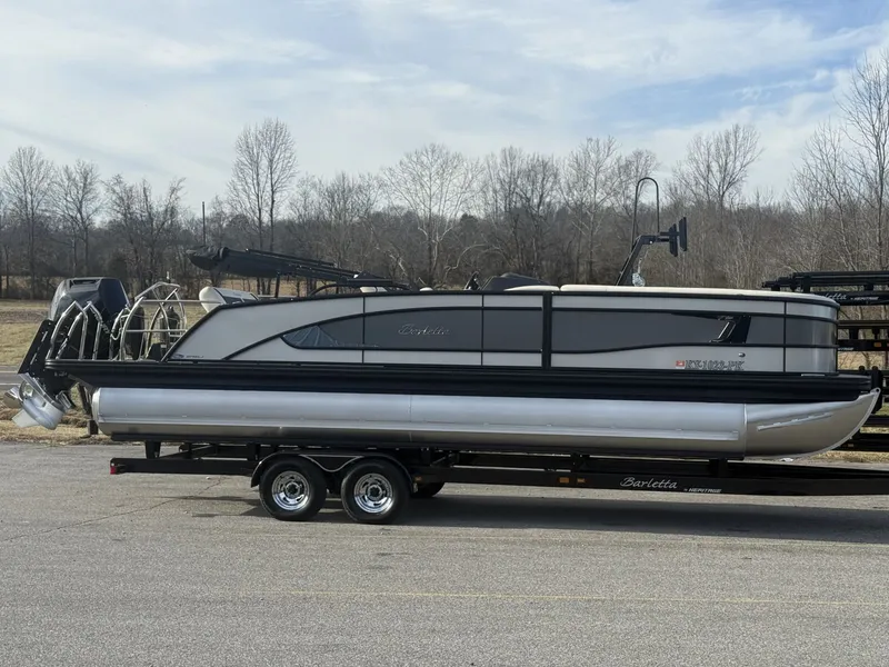 Slide: The Image of Barletta Lusso L25U 2025 - 33