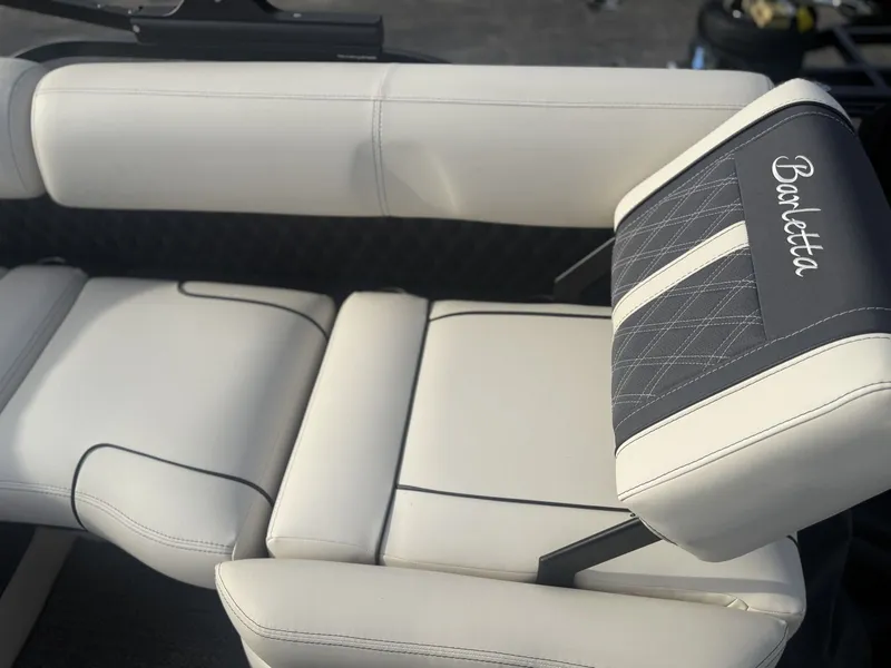 Slide: The Image of Barletta Lusso L25U 2025 - 8