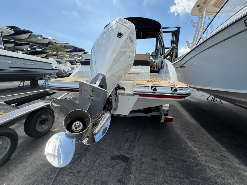 Slide: The Image of Sea Ray SPX 210 Outboard 2026 - 17
