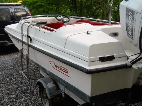 Slide: The Image of Boston Whaler Custom 1990 - 6