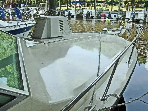 Slide: The Image of Sea Ray 300 Weekender - Boat Must Go! 1980 - 4