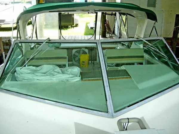 Slide: The Image of Sea Ray 300 Weekender - Boat Must Go! 1980 - 5