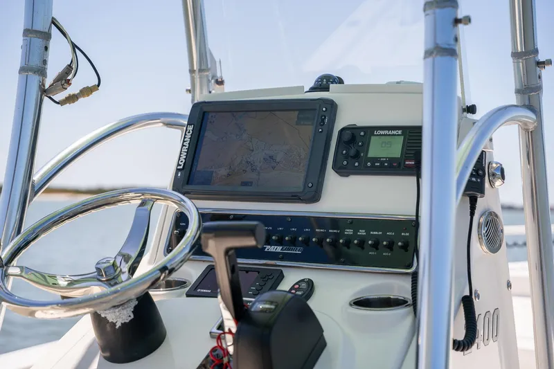 Slide: The Image of Control panel of 2018 Pathfinder 2400 TRS boat with navigation equipment. - 35