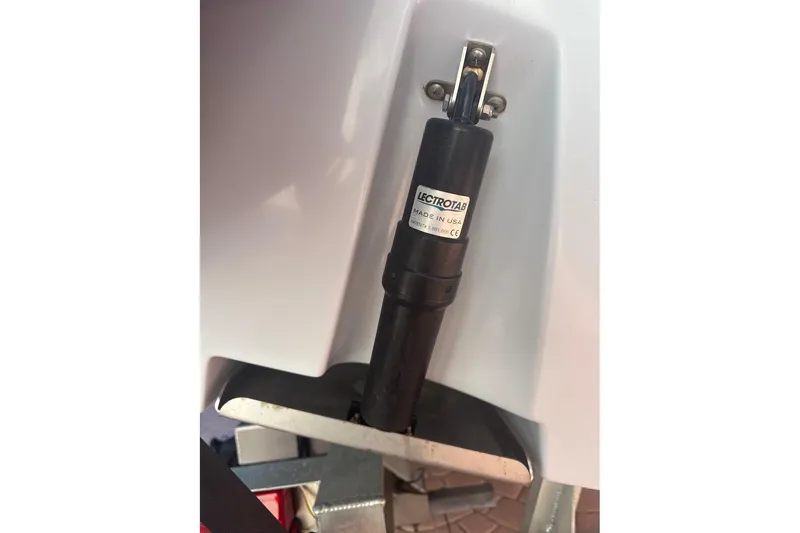 Slide: The Image of Lenco Trim Tabs - 6