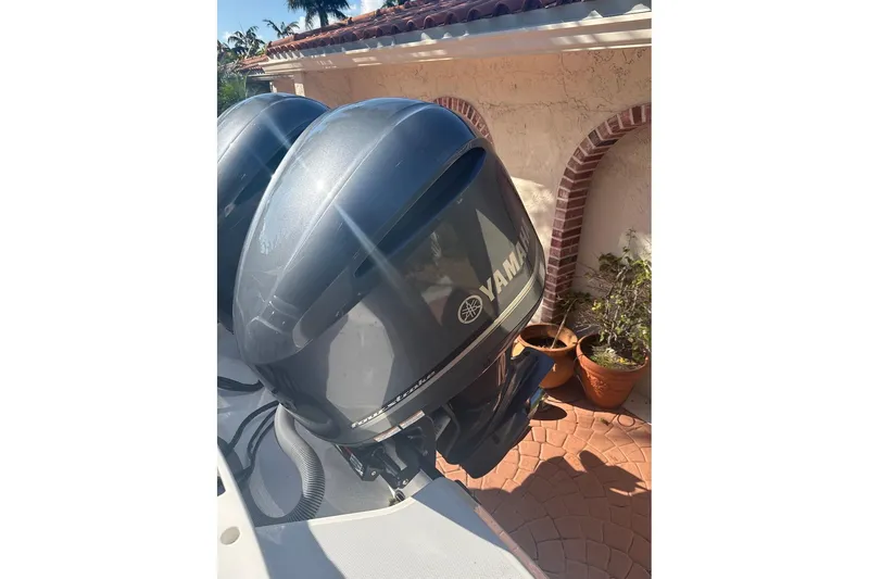 Slide: The Image of Port Yamaha 300 - 7