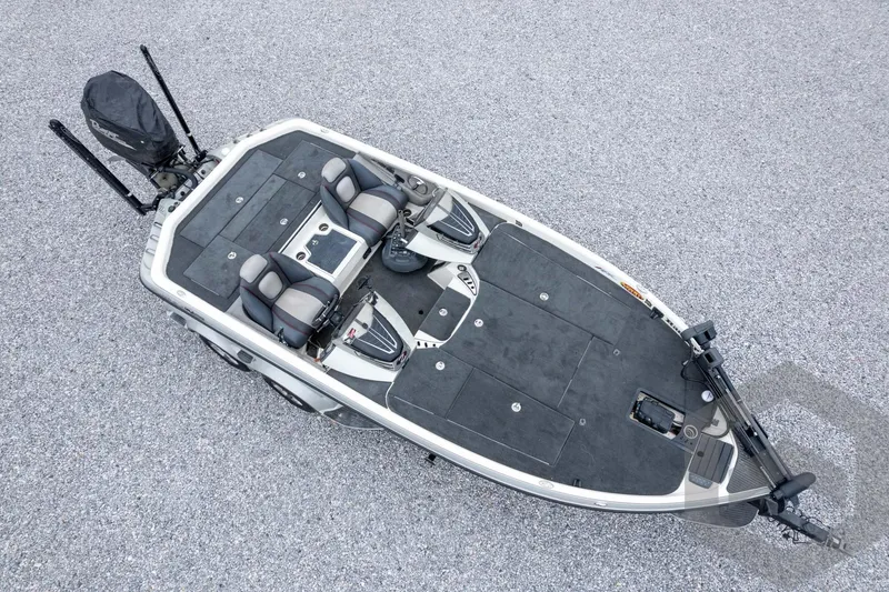 Slide: The Image of 2014 Ranger Z520 Comanche fishing boat, aerial view, featuring dual seats and spacious deck. - 61