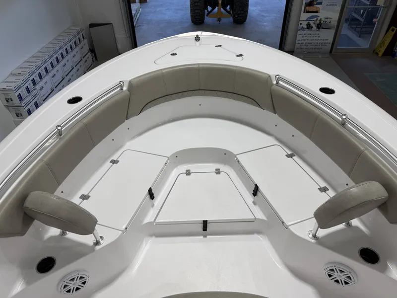 Slide: The Image of Sportsman Heritage 231 Center Console 2022 - 14