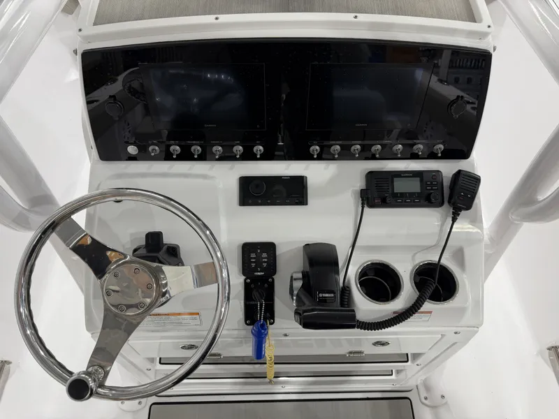 Slide: The Image of Sportsman Heritage 231 Center Console 2022 - 18