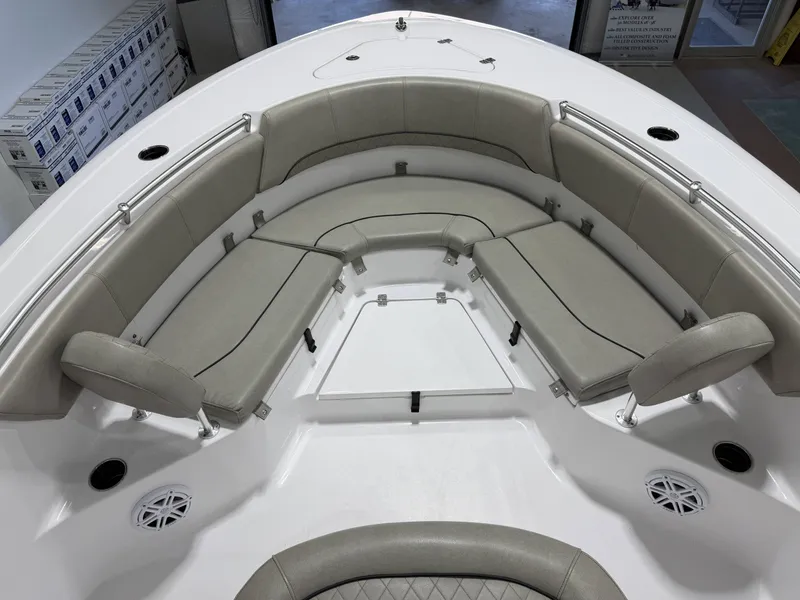Slide: The Image of Sportsman Heritage 231 Center Console 2022 - 6