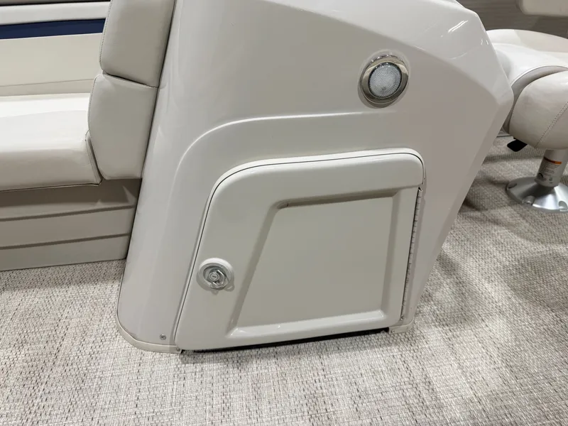 Slide: The Image of Bennington 20 SLX Pontoon 2018 - 16