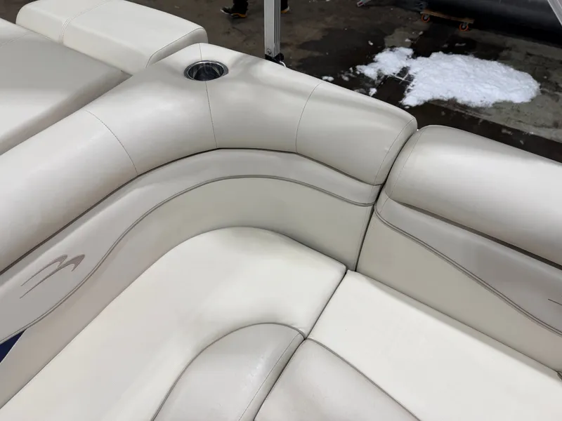 Slide: The Image of Bennington 20 SLX Pontoon 2018 - 26