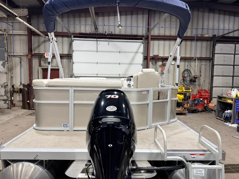 Slide: The Image of Bennington 20 SLX Pontoon 2018 - 29