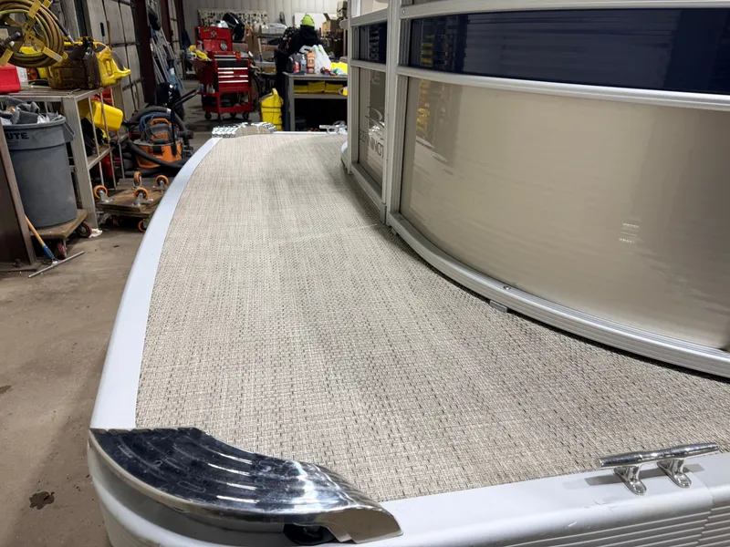 Slide: The Image of Bennington 20 SLX Pontoon 2018 - 31