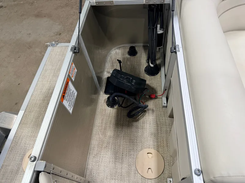 Slide: The Image of Bennington 20 SLX Pontoon 2018 - 37