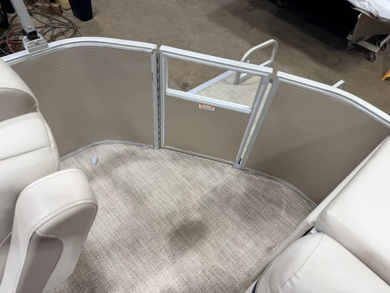 Slide: The Image of Bennington 20 SLX Pontoon 2018 - 38