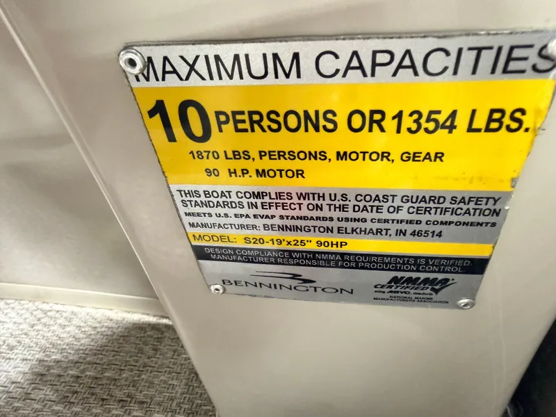 Slide: The Image of Bennington 20 SLX Pontoon 2018 - 50