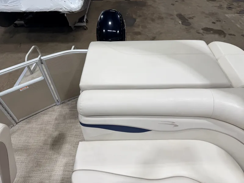 Slide: The Image of Bennington 20 SLX Pontoon 2018 - 8