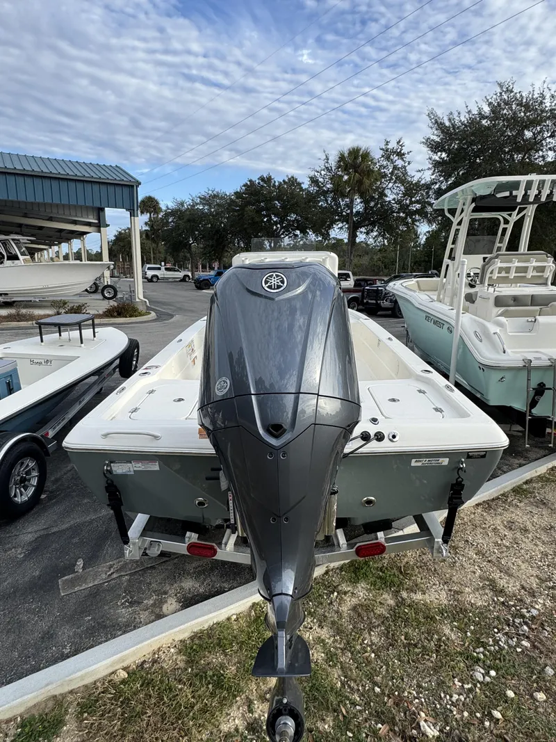 Slide: The Image of Skeeter SX Series SX241 2026 - 26