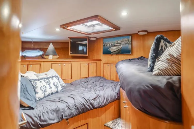 Slide: The Image of 2002 Mikelson 70 Sportfisher - Image 28 - 28