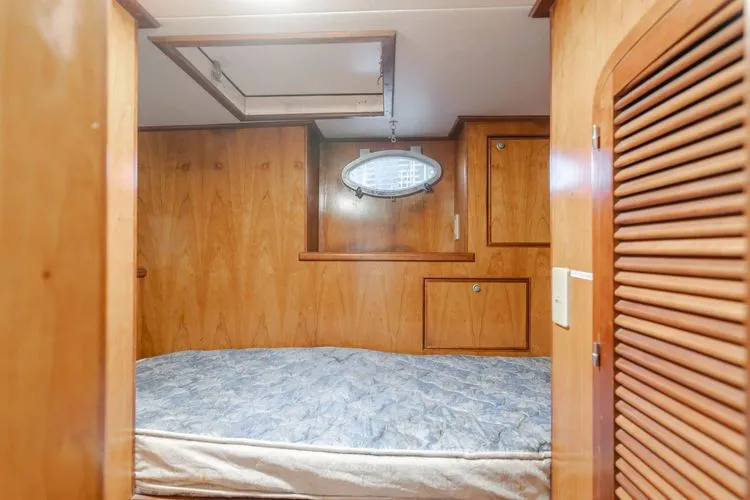 Slide: The Image of 2002 Mikelson 70 Sportfisher - Image 29 - 29