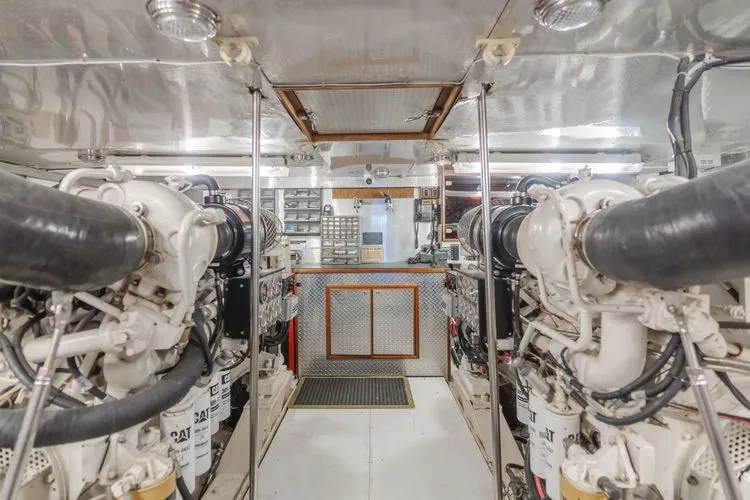 Slide: The Image of 2002 Mikelson 70 Sportfisher - Image 60 - 60