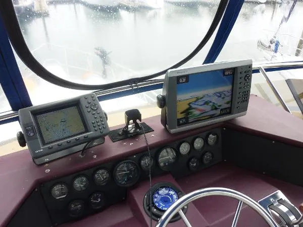 Slide: The Image of Sea Ray 410 Aft Cabin 1988 - 7