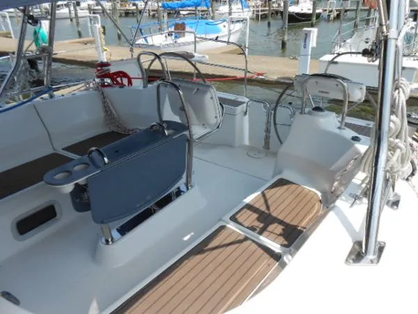 Slide: The Image of Hunter 49 2008 - 6