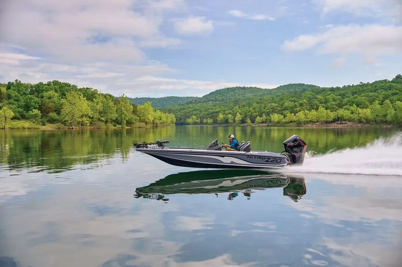 The Image of 2026 Nitro Z Series Z20 XL boat on trailer outdoors. - 1