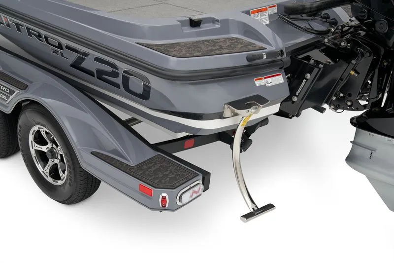 Slide: The Image of Interior view of Nitro Z Series Z20 XL boat, model year 2026. - 9