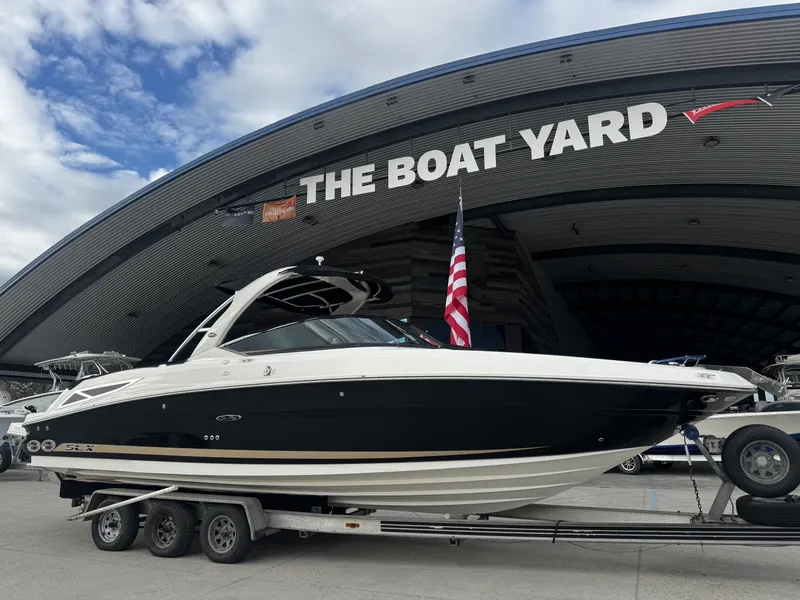 Slide: The Image of Sea Ray 300 SLX 2014 - 16