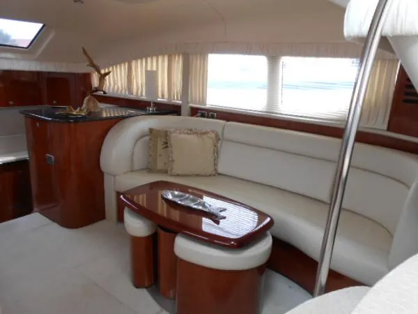 Slide: The Image of Sea Ray 390 Motor Yacht 2004 - 3