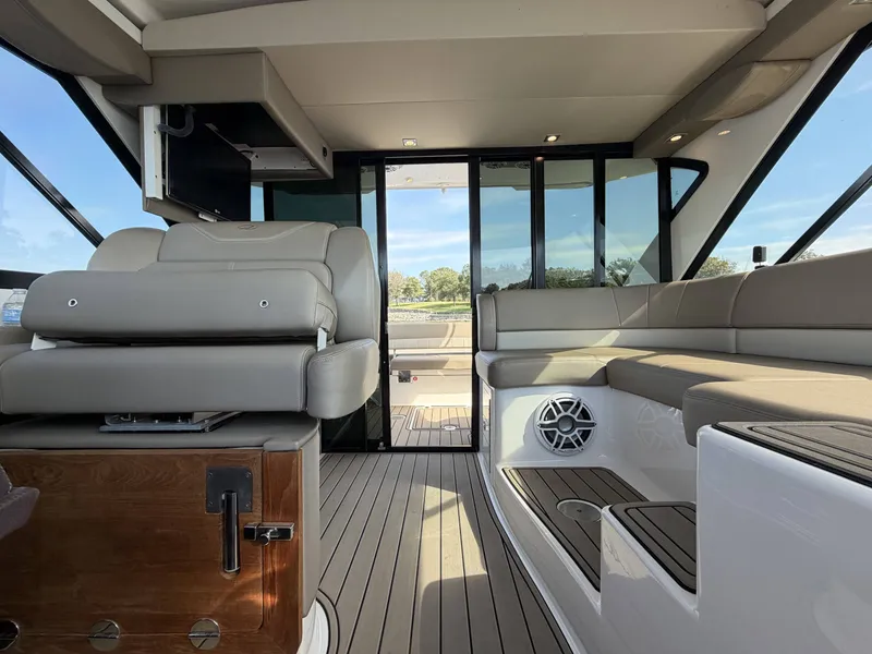 Slide: The Image of Regal 42 Sport Coupe 2013 - 25